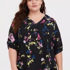 Torrid Black Floral Harper Georgette Zip-Front 3/4 Sleeve Blouse